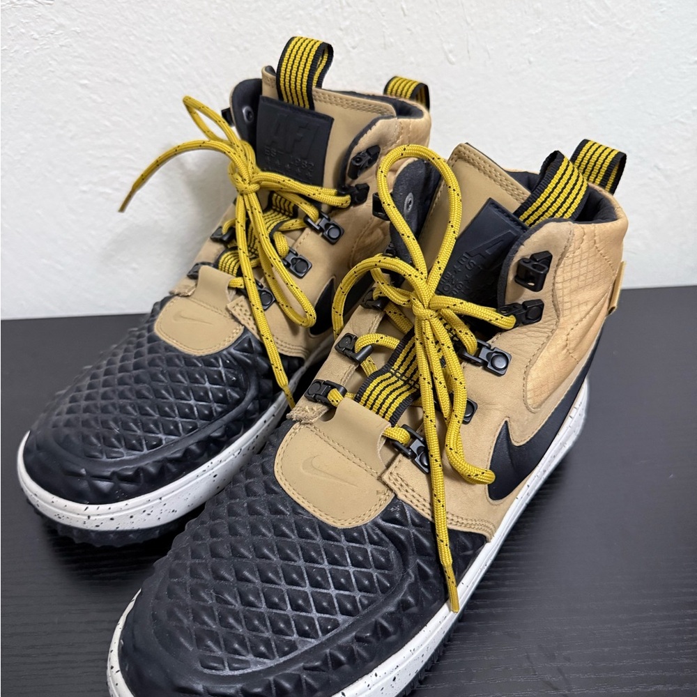 Nike ACG Lunar Force 1 Duckboot Black and Tan